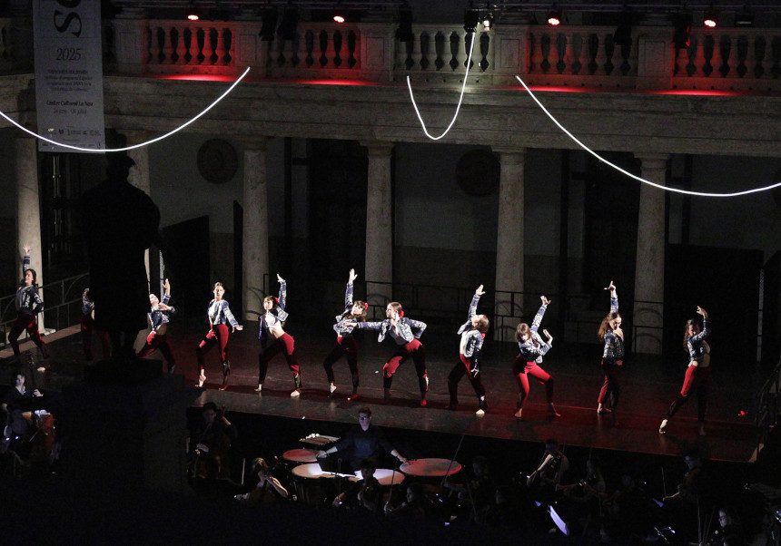 Un moment de l'espectacle de la primera nit de Serenates.